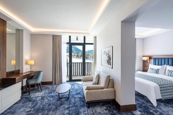 Room 3 of 45