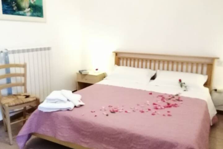 Room 14 of 18