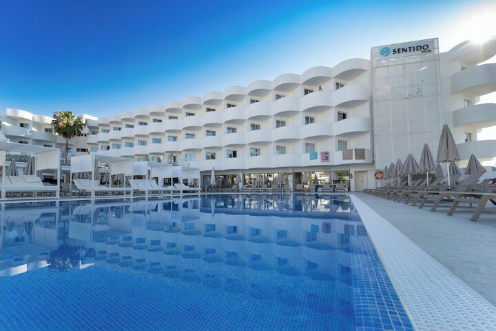 Pools & Facilities