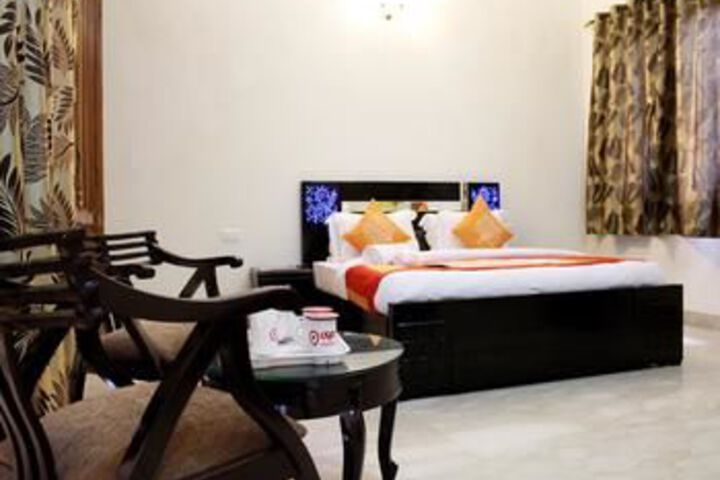 Room 16 of 27