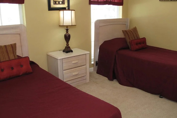 Room 2 of 22