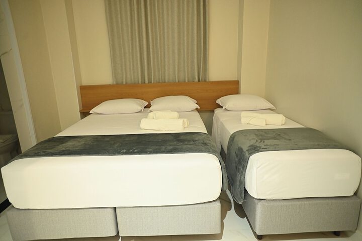 Room 27 of 50