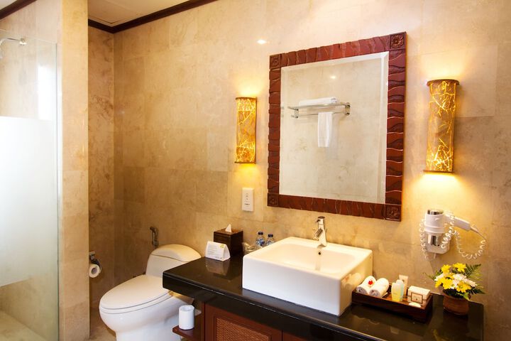 Clean Restrooms