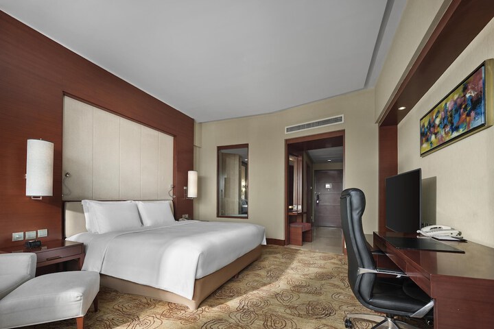 Room 16 of 58