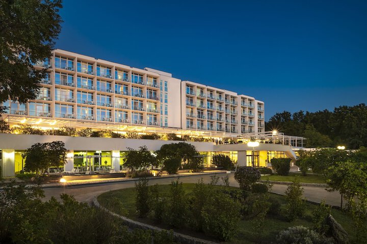 Exterior of Magal Maradiso Hotel by Aminess