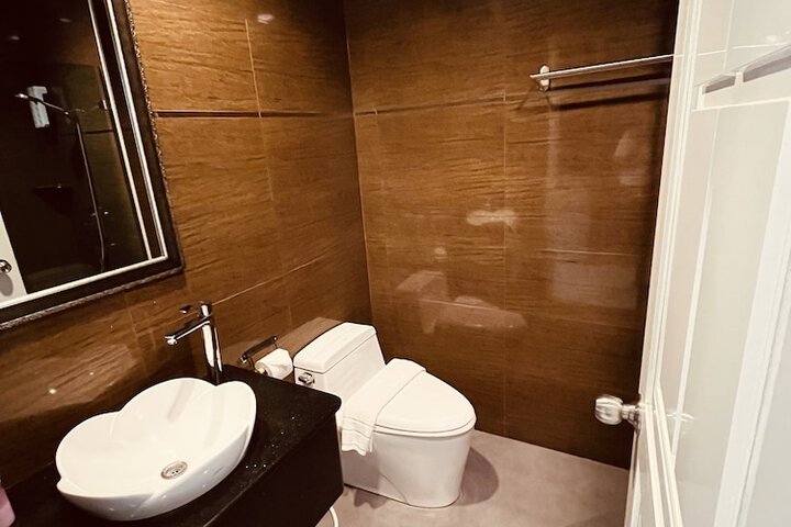 Room 87 of 140