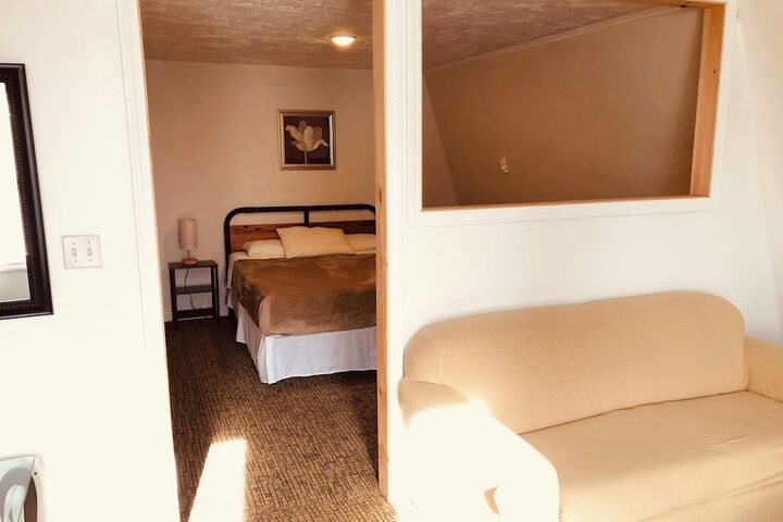 Room 14 of 25
