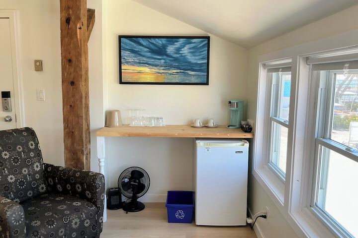 Room 51 of 183