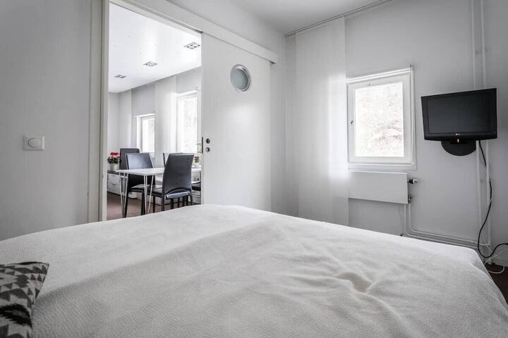 Room 285 of 865