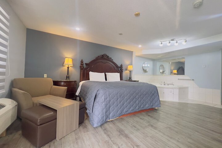 Room 21 of 42