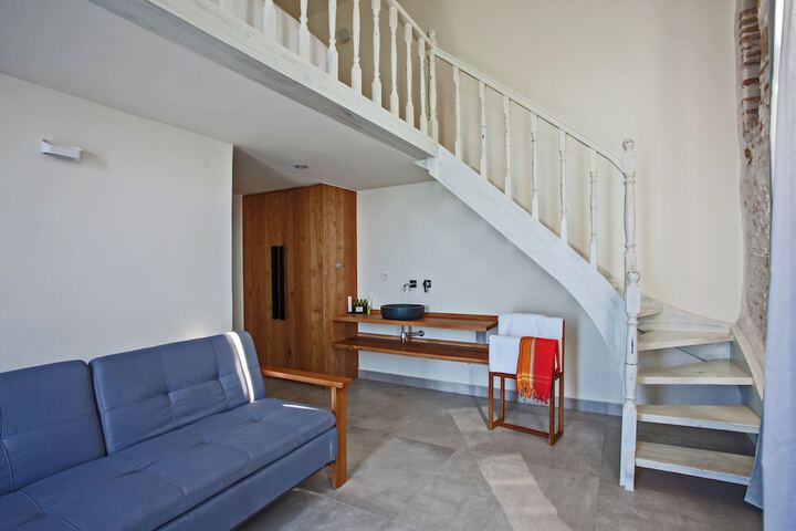 Room 15 of 67