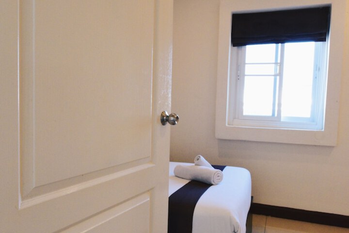 Room 14 of 78