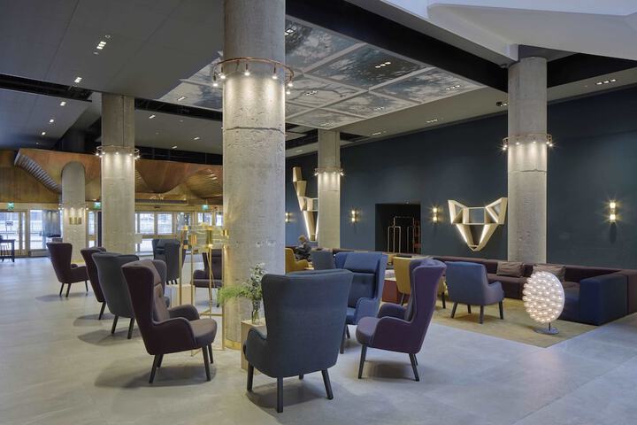 Lobby Photo