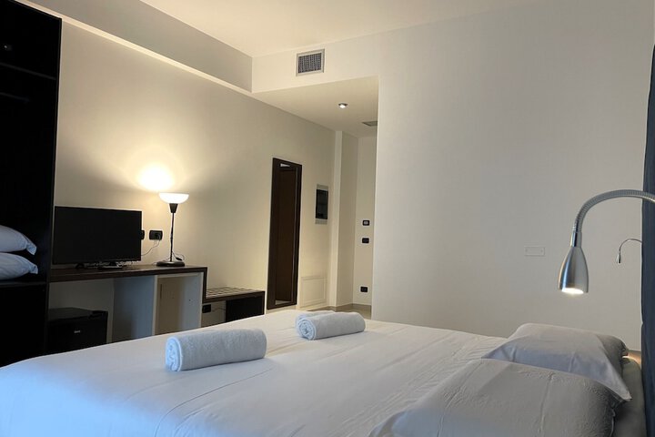 Room 14 of 21
