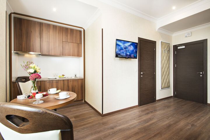 Room 25 of 52