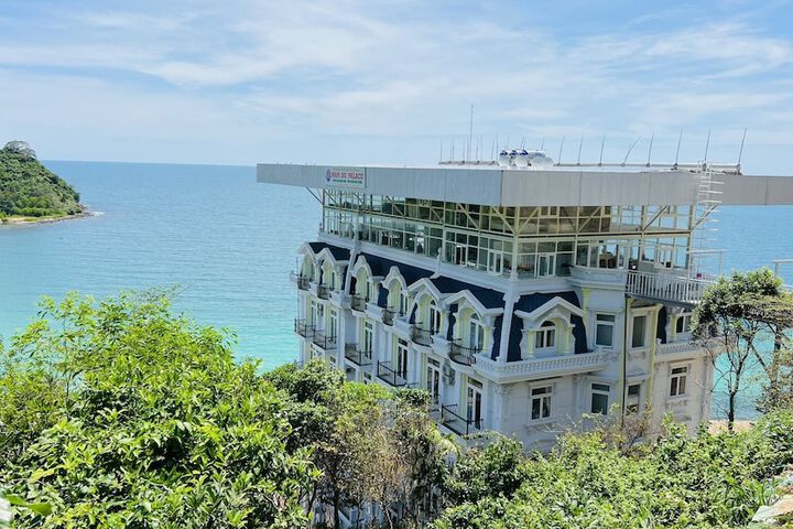 Hotel 19 of 22