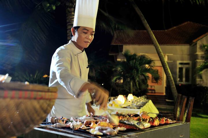 Dining 60 of 83