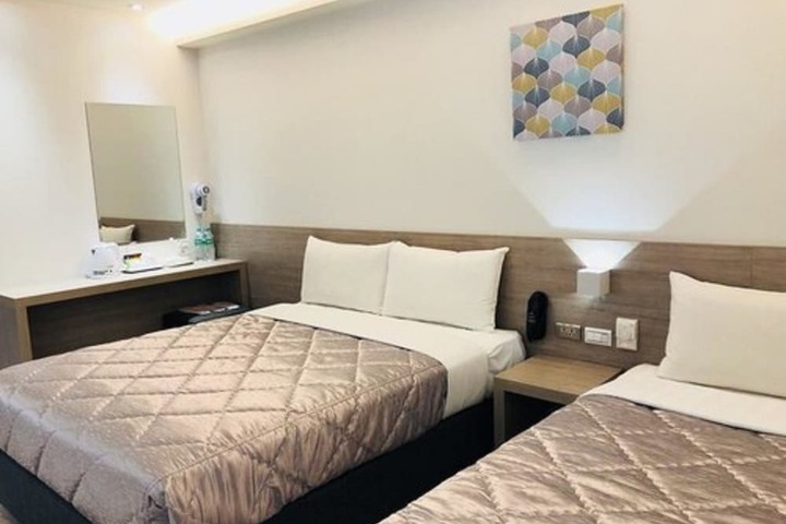 Room 22 of 29