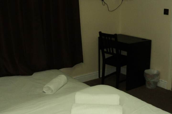 Room 14 of 72