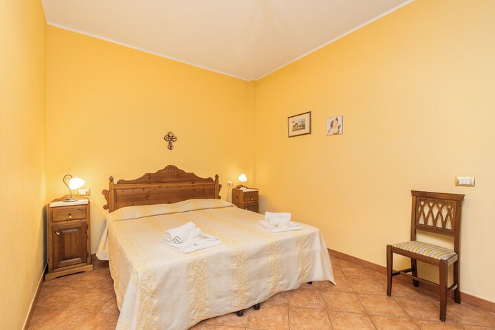 Room 8 of 49