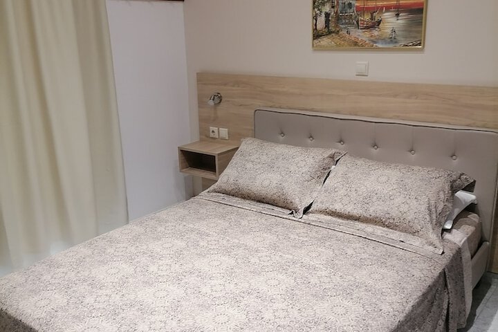 Room 18 of 66