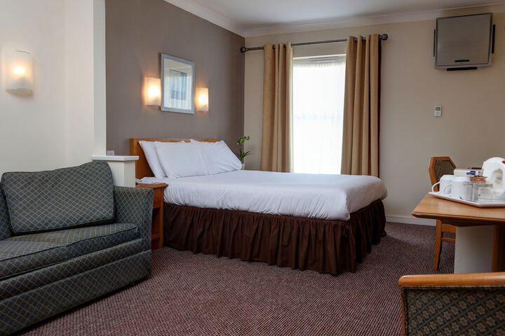 Room 5 of 19