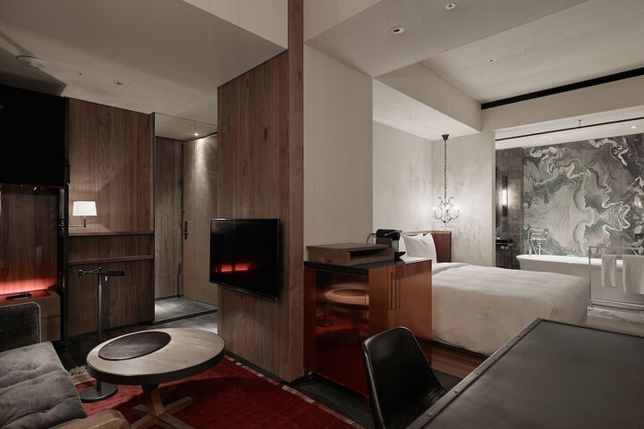 Room 14 of 70