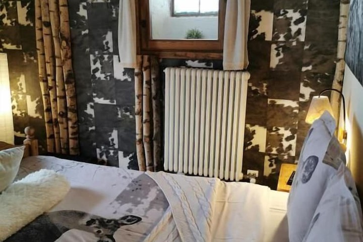 Room 14 of 37