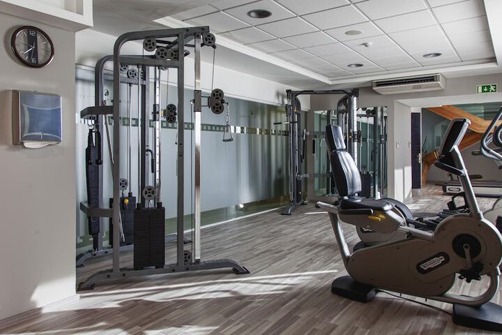 Health and Fitness 106 of 144