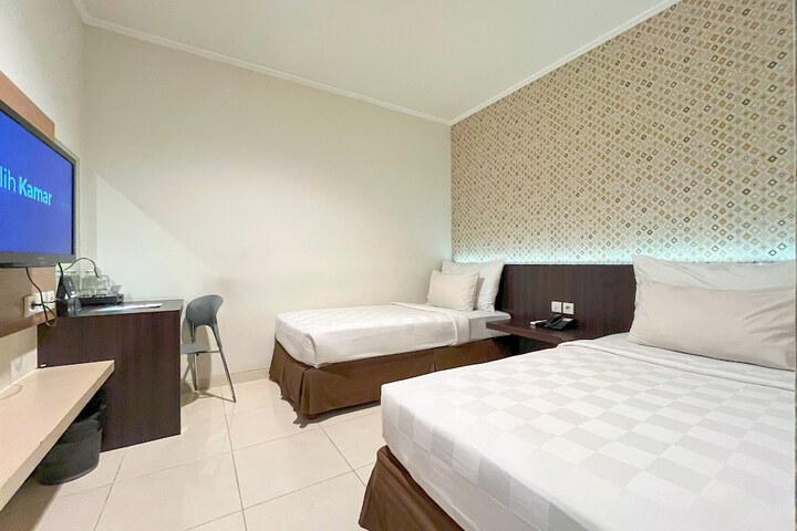 Room 15 of 61