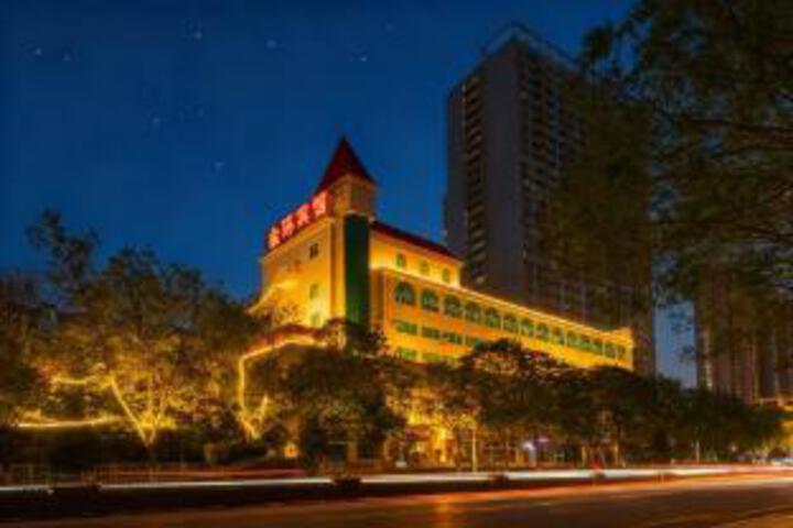 Jin Huan Hotel (Kongquehe Branch)