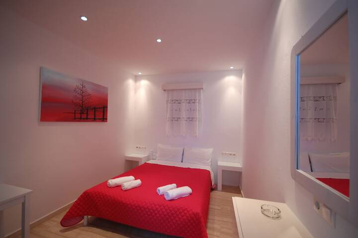 Room 9 of 44