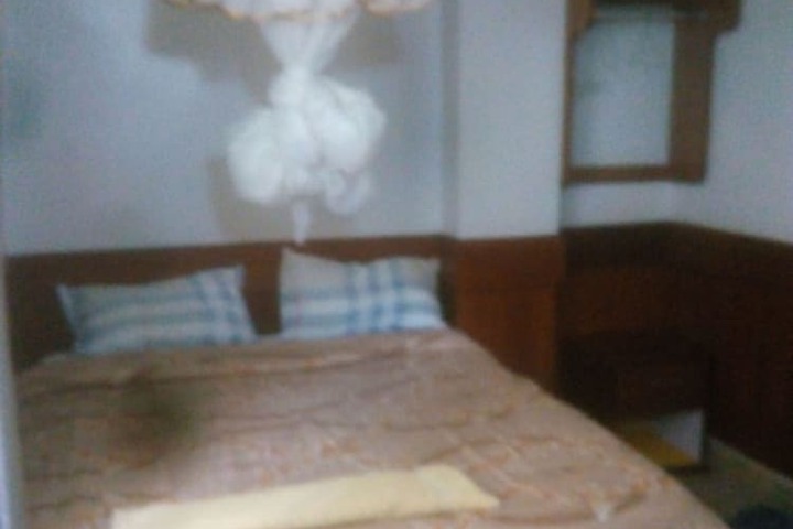 Room 6 of 20