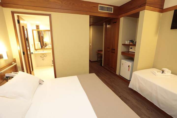 Room 20 of 50