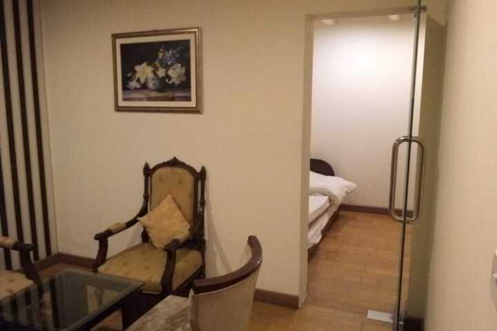 Room 15 of 24