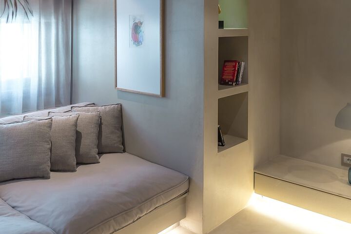 Room 12 of 36