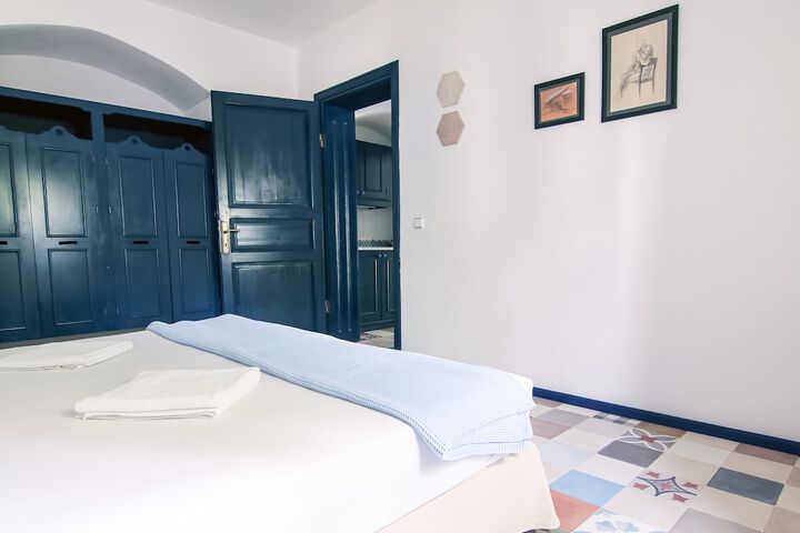 Room 8 of 71