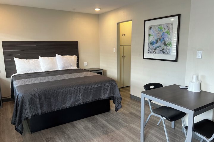 Room 29 of 42