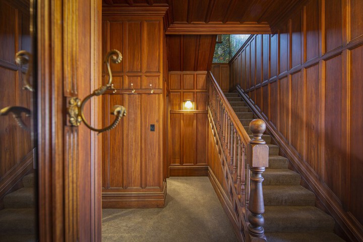 Ballroom/Hall 41 of 46