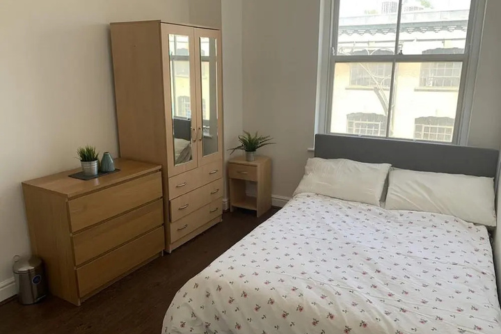 Spacious 3 Bed in the Heart of London