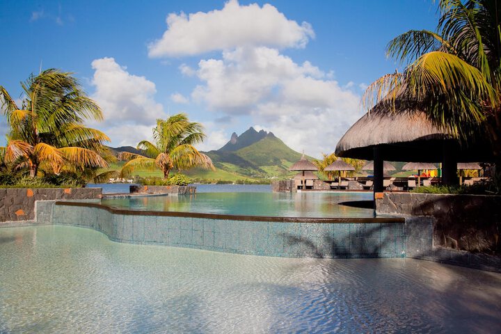 Hotel with Pool