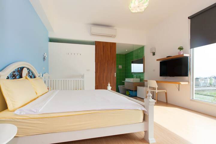 Room 26 of 42