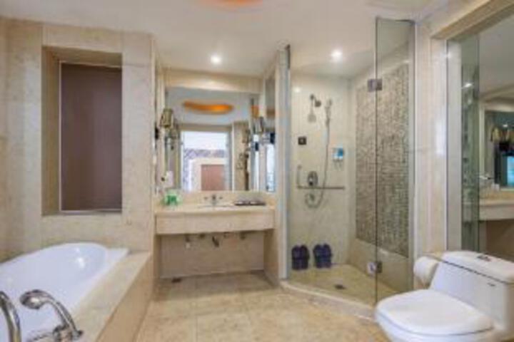 Qingmu Hotel (Chaohu Renmin Road store)