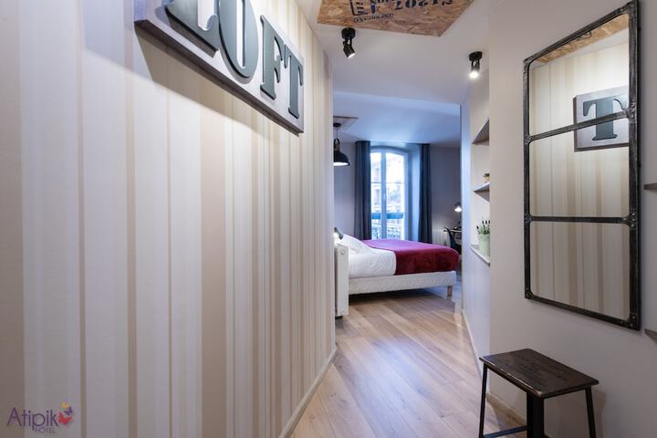 Room 27 of 78