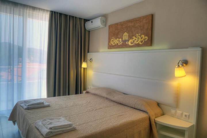 Room 19 of 108