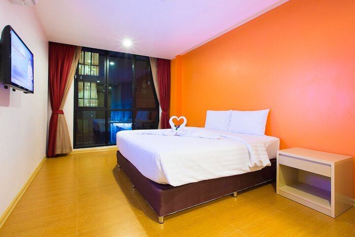 Room 3 of 26