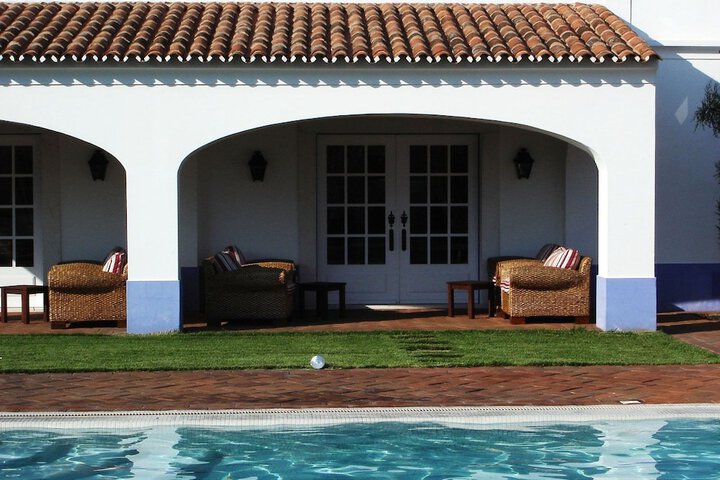 Hotel with Pool