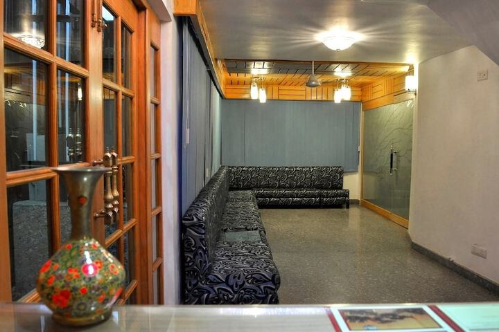 Hotel Interior 4 of 26