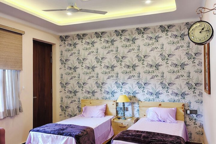 Room 2 of 12