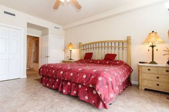 Room 12 of 37
